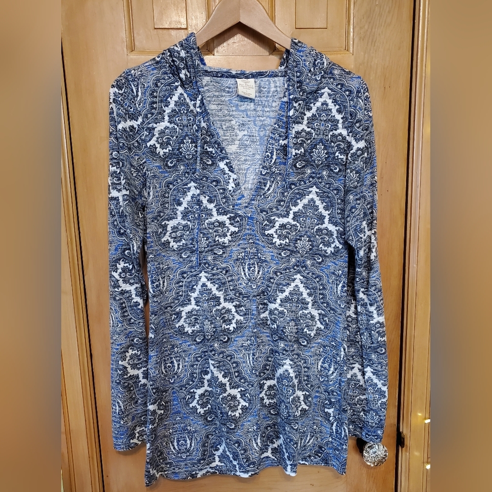 Balance Collection, Women's Size Large, Blue Knit Top